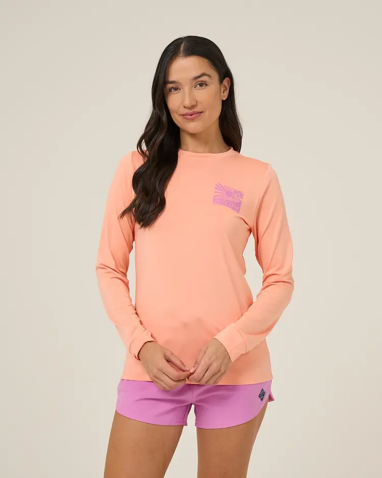 Salty crew WOMEN'S RISE AND SMILE SUNSHIRT