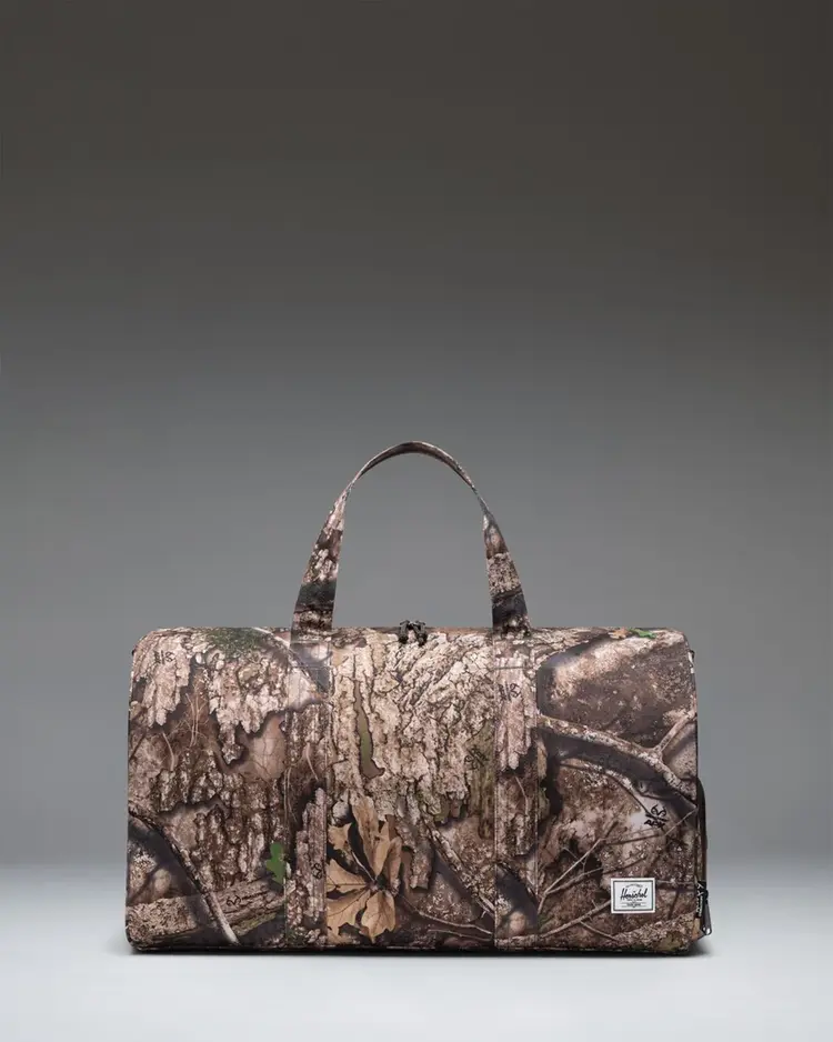 Herschel REALTREE NOVEL DUFFLE 43L