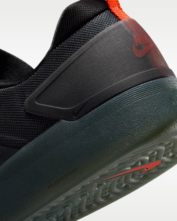 Nike SB HOMMES ZOOM NYJAH 4