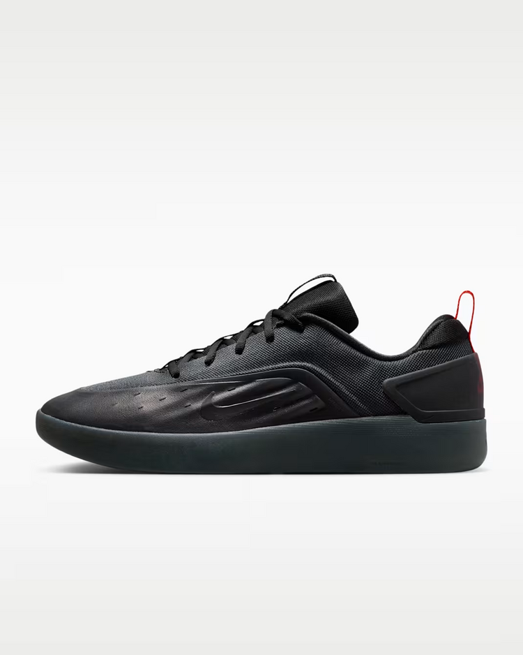 Nike SB HOMMES ZOOM NYJAH 4