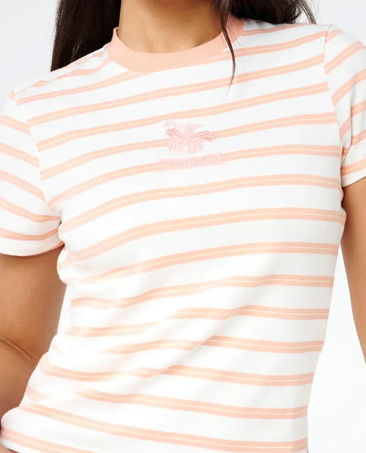 RIP CURL FEMMES HALF MOON BAY FITTED TEE