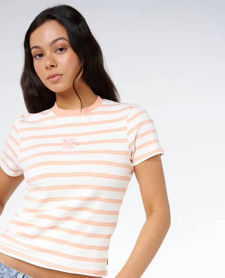 RIP CURL  WOMEN'S HALF MOON BAY FITTED TEE