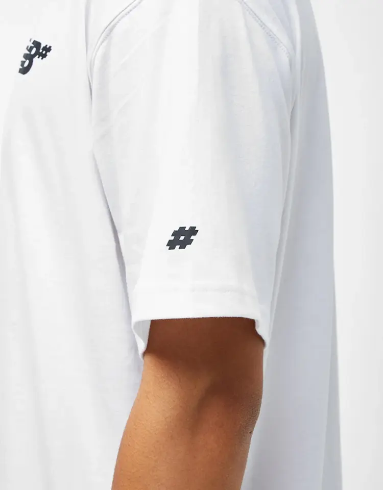 New Balance MEN'S NUMERIC SMALL LOGO T-SHIRT