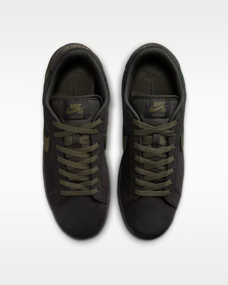 Nike SB HOMMES ZOOM TENNIS CLASSIC SKATE SHOES