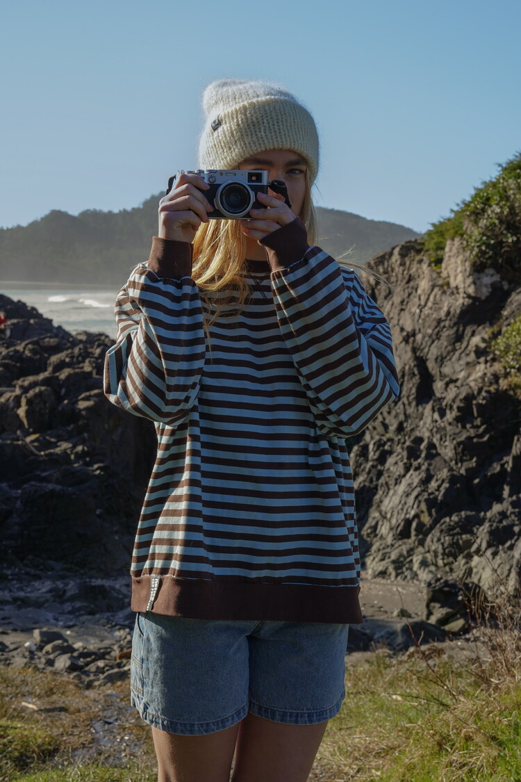 Notice the reckless WOMEN'S DRIFTWOOD OVERSIZED LONG SLEEVE