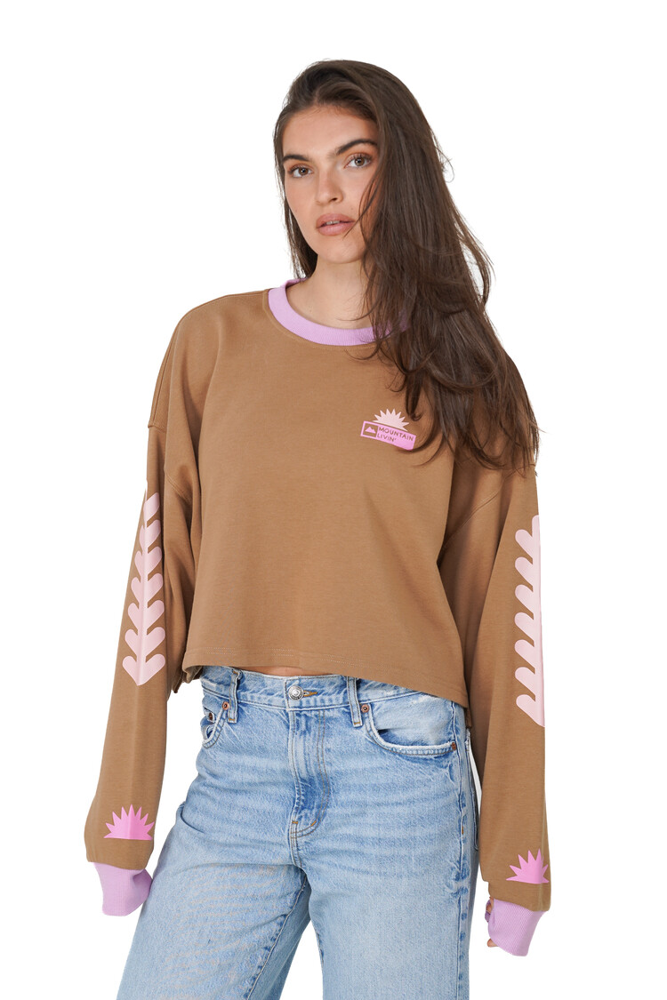 Notice the reckless WOMEN'S GREAT WHITE NORTH CROPPED LONG SLEEVE