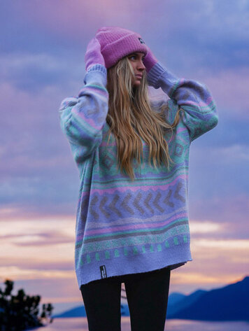 Notice the reckless WOMEN'S AURORA SWEATER