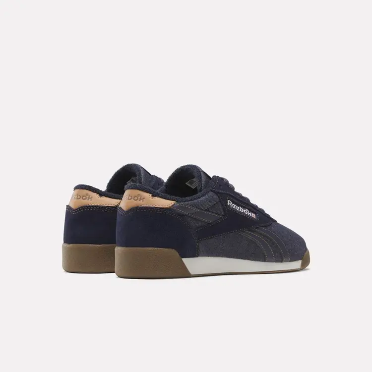 Reebok FEMMES FREESTYLE LO TRAINERS