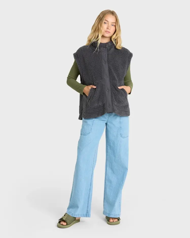 Billabong WOMEN'S WAVER SHERPA FLEECE VEST