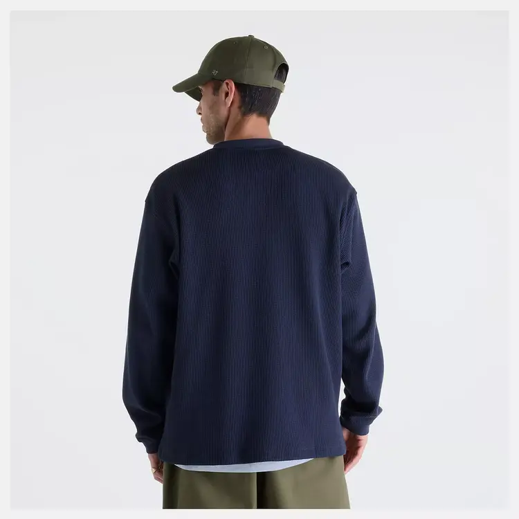New Balance MEN'S NUMERIC WAFFLE KNIT LONG SLEEVE HENLEY
