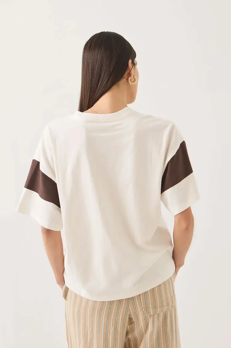 Brixton FEMMES BRIXTON BOXY CROPPED FOOTBALL T-SHIRT
