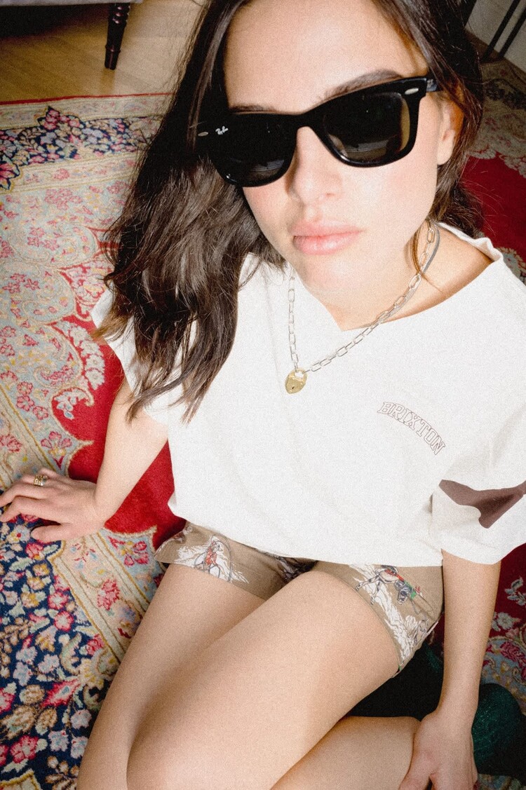 Brixton FEMMES BRIXTON BOXY CROPPED FOOTBALL T-SHIRT