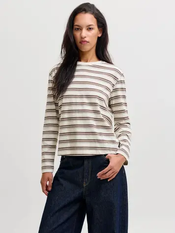 JJXX FEMMES SOPHIA BOXY LS STRIPE T-SHIRT CARAFE STRIPES/VANILLA ICE
