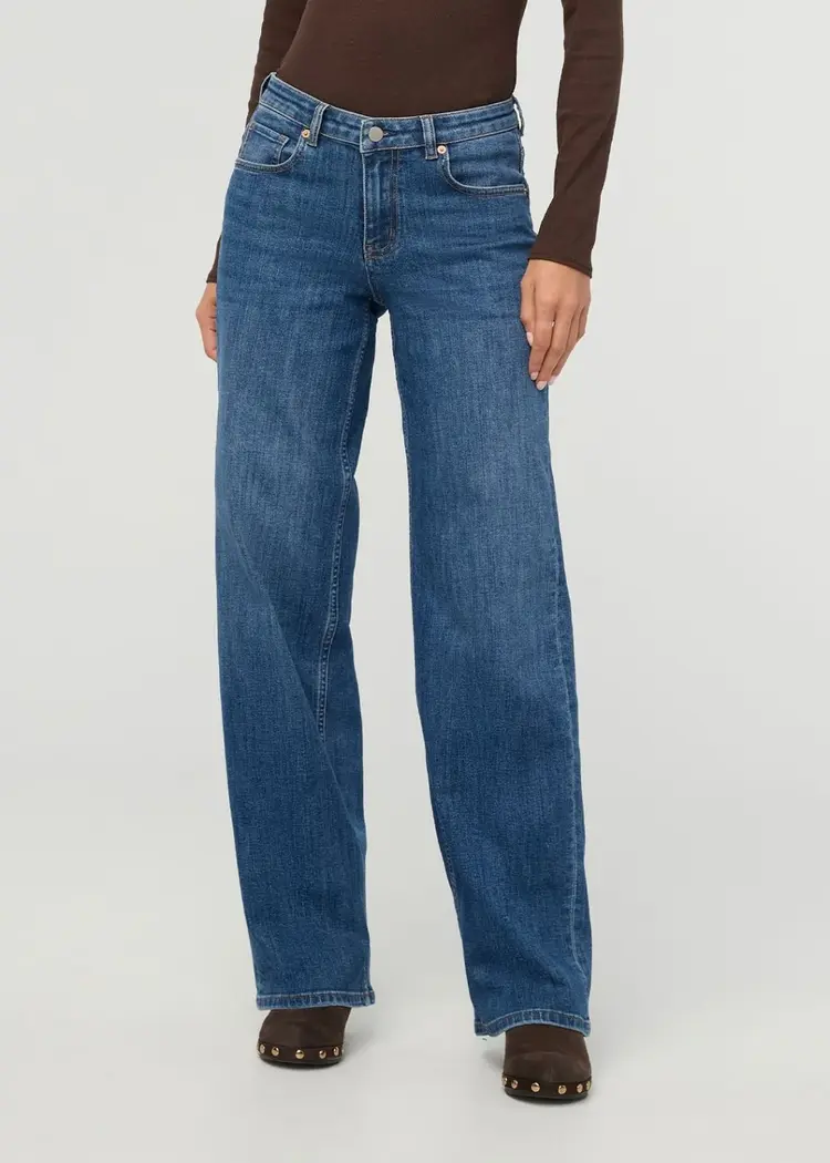 Du/er FEMMES PERFORMANCE DENIM + LOOSE STRAIGHT