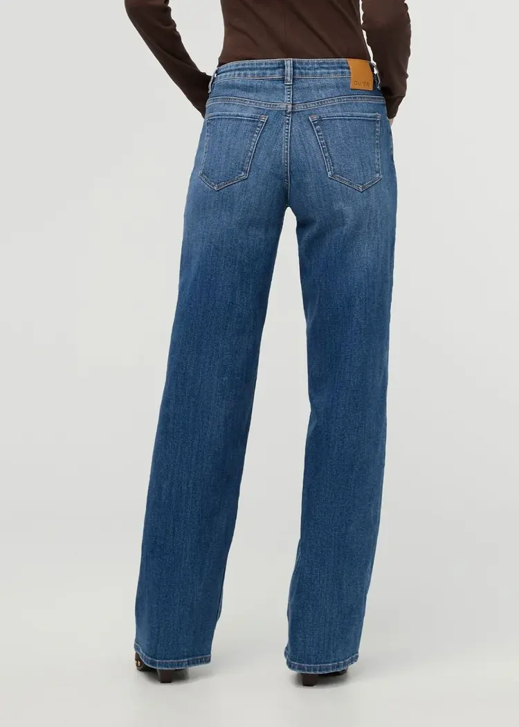 Du/er WOMEN'S PERFORMANCE DENIM + LOOSE STRAIGHT