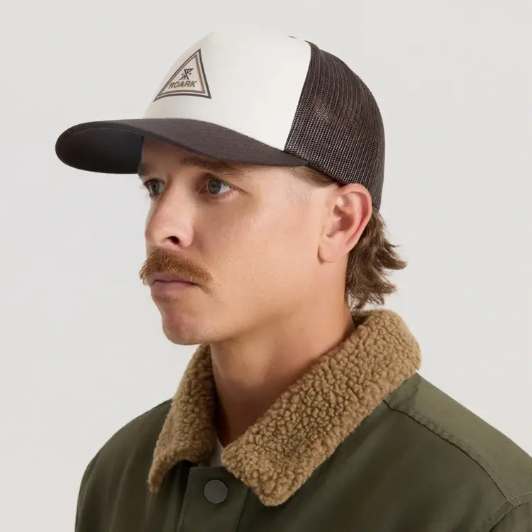 Roark MEN'S STATION TRUCKER TRICAMP SNAPBACK HAT