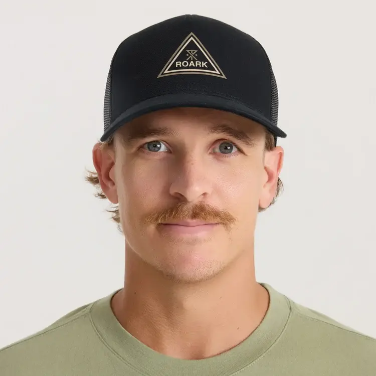 Roark MEN'S STATION TRUCKER TRICAMP SNAPBACK HAT