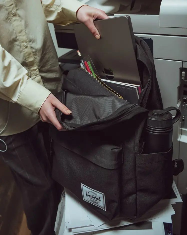 Herschel CLASSIC XL 30L BACKPACK