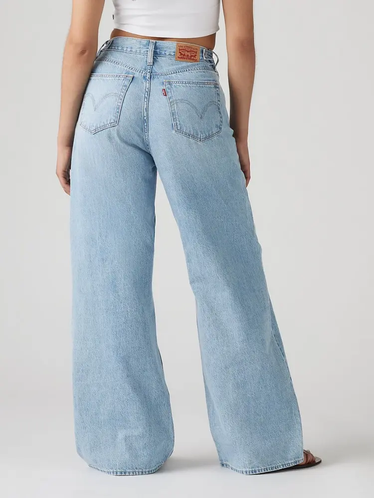 Levis WOMEN'S CINCH BAGGY 31 JEANS