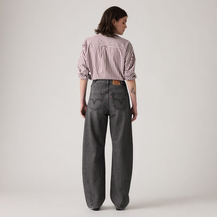 Levis FEMMES CINCH BARREL 31 JEANS