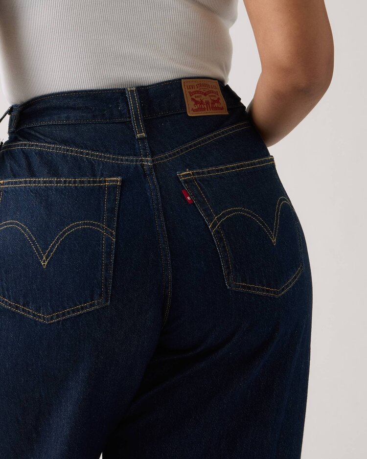 Levis WOMEN'S CINCH BAGGY 31 JEANS