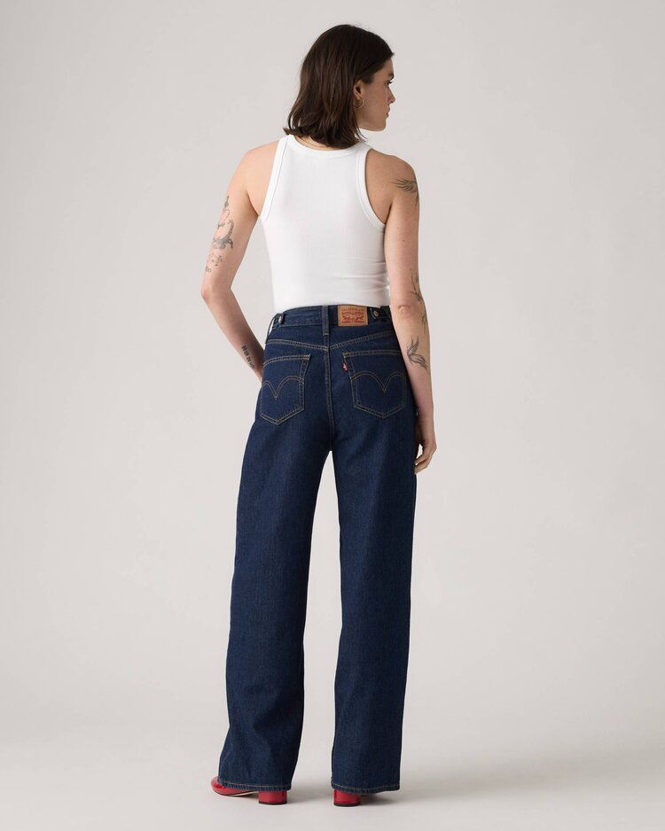 Levis WOMEN'S CINCH BAGGY 31 JEANS