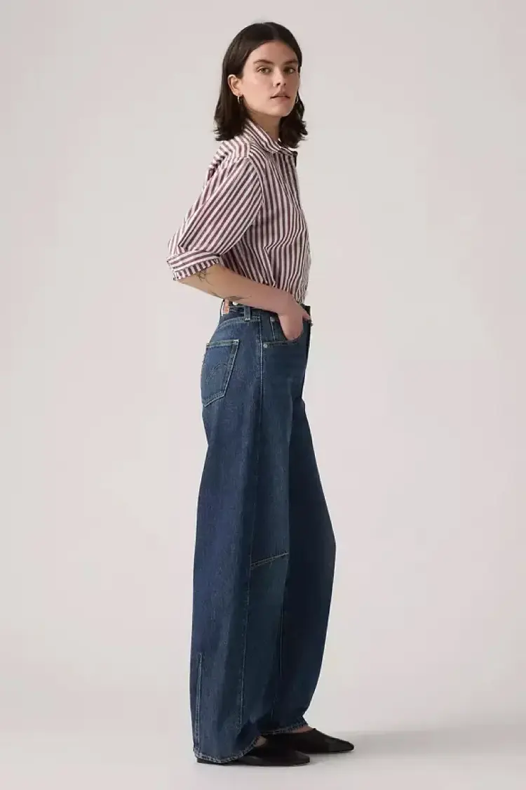 Levis FEMMES CINCH BARREL 31 JEANS