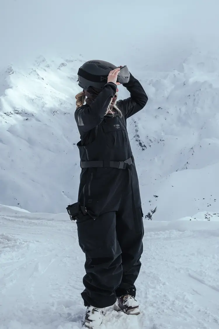Notice the reckless FEMMES THE RECKLESS 3-LAYER OUTER SHELL BIB