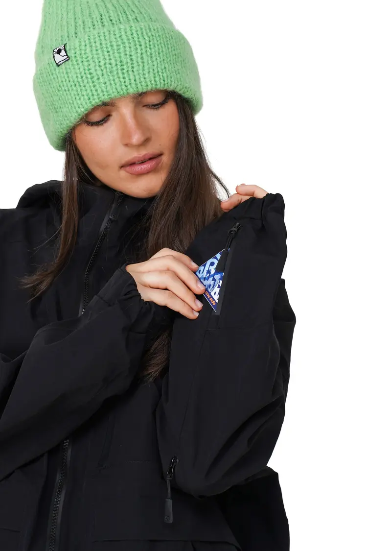 Notice the reckless WOMEN'S THE RECKLESS 3-LAYER OUTER SHELL JACKET