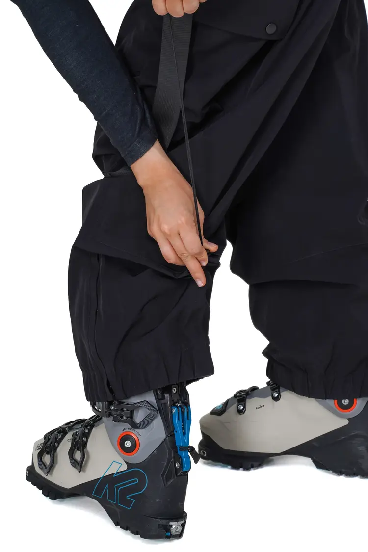 Notice the reckless WOMEN'S THE RECKLESS 3-LAYER OUTER SHELL BIB