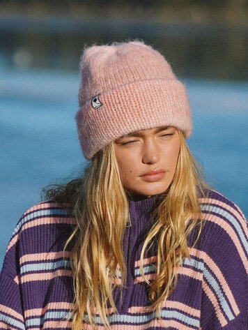 Notice the reckless WOMEN'S PINK HAZE MOHAIR BEANIE