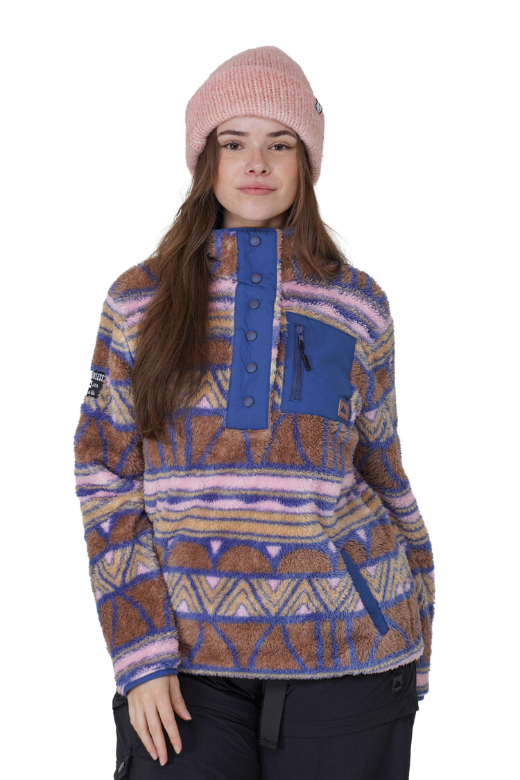 Notice the reckless FEMMES HOLLOWAY FLUFFY FLEECE