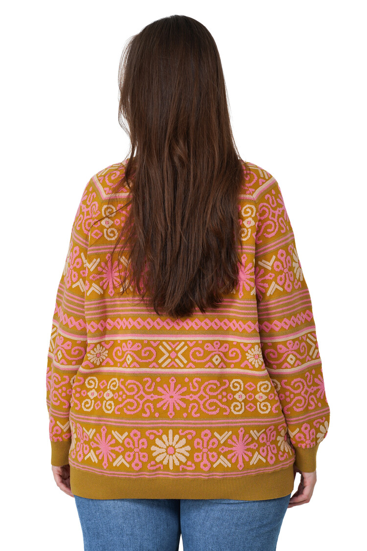 Notice the reckless FEMMES NORDIC FLORA TEXTURED SWEATER