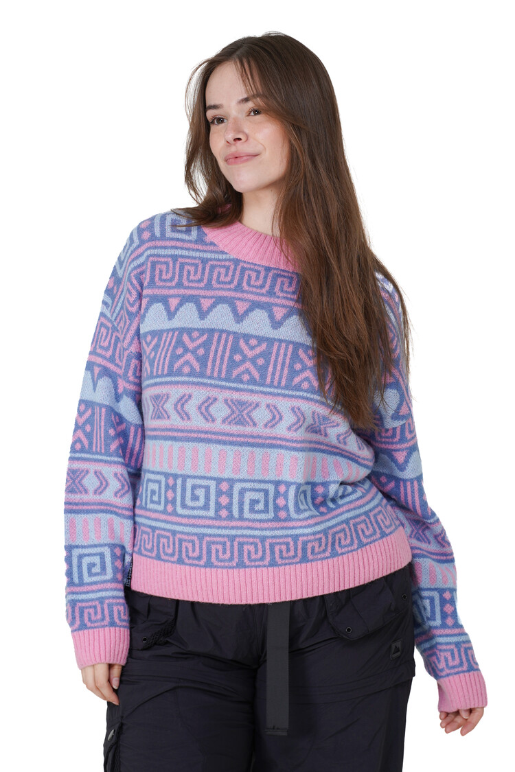 Notice the reckless FEMMES ASTRAL SHORT SWEATER