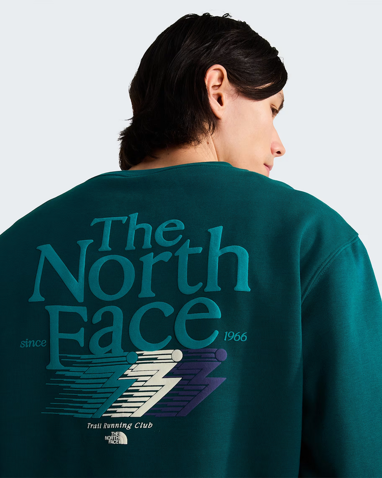 THE NORTH FACE MEN'S RETRO TRAIL RELAXED GRAPHIC SWEATSHIRT