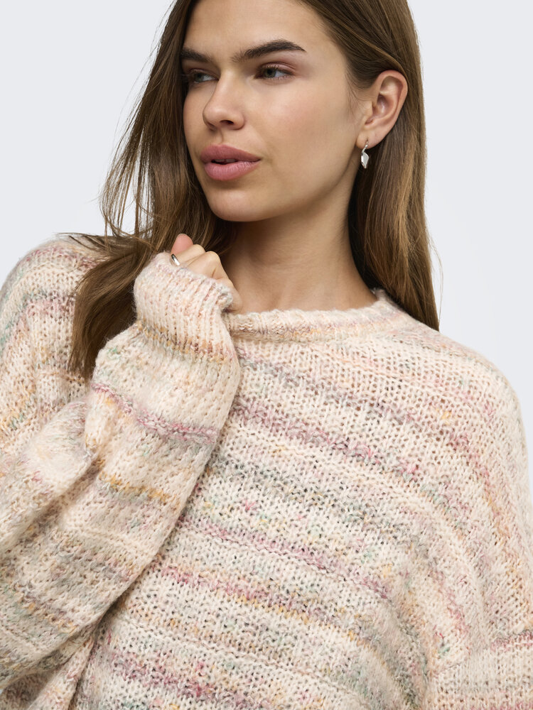 Only FEMMES GOLA LS SHORT LOOSE O-NECK PULLOVER