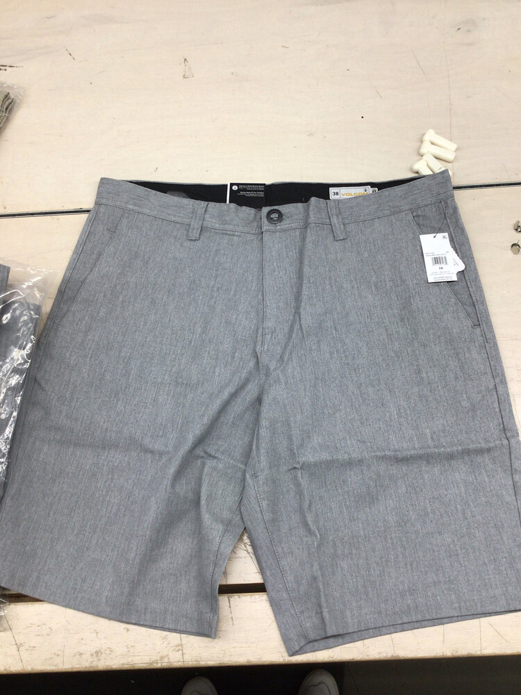 Volcom HOMMES FRICKIN MODERN STRETCH SHORTS 21