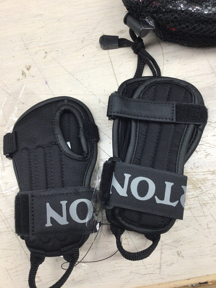 Burton JUNIOR WRIST GUARD