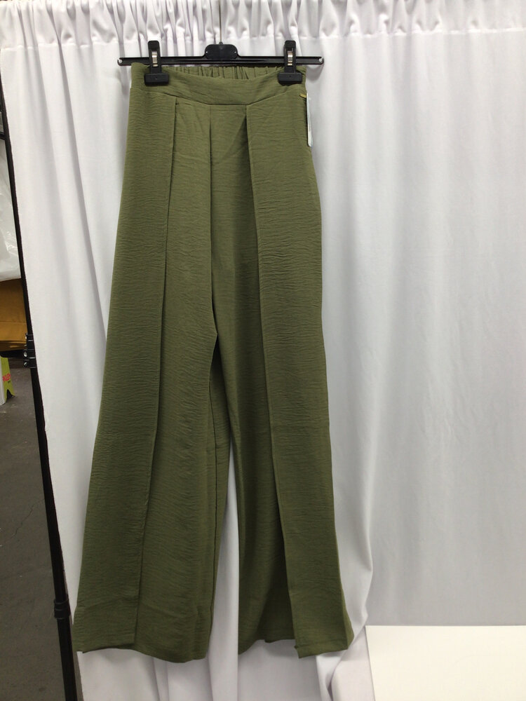 Everyday Sunday PANTALON AMPLE COUVRE-MAILLOT GREEN JUNGLE