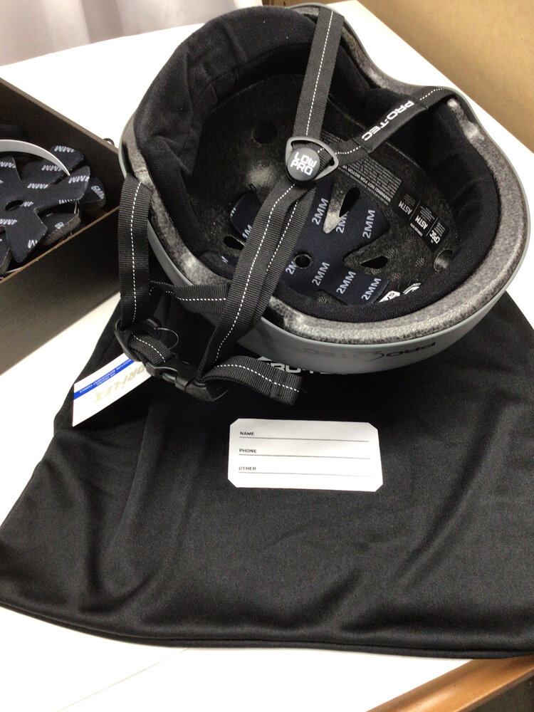 Pro-tec LOW PRO HELMET