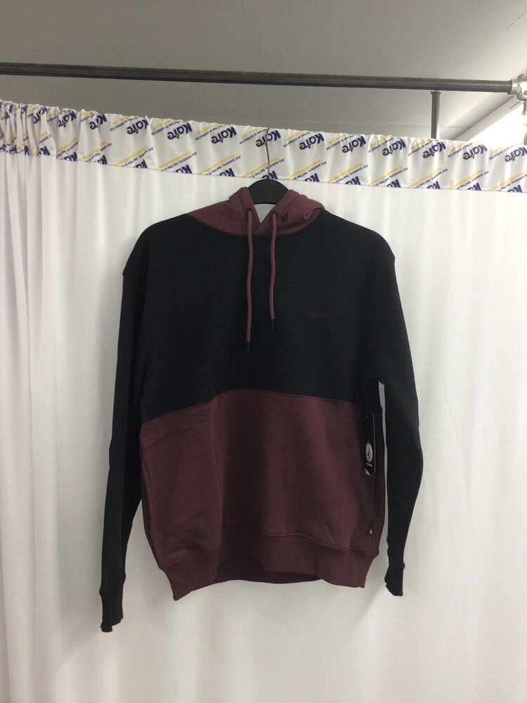Volcom MEN'S DIVIDED PULLOVER