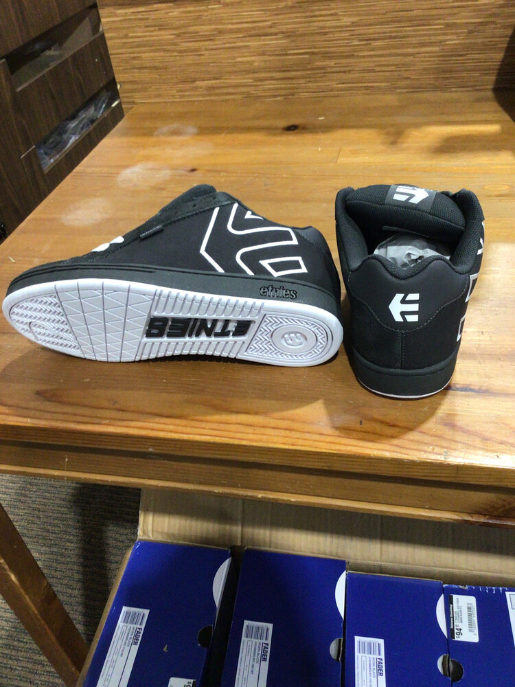 Etnies MEN'S FADER