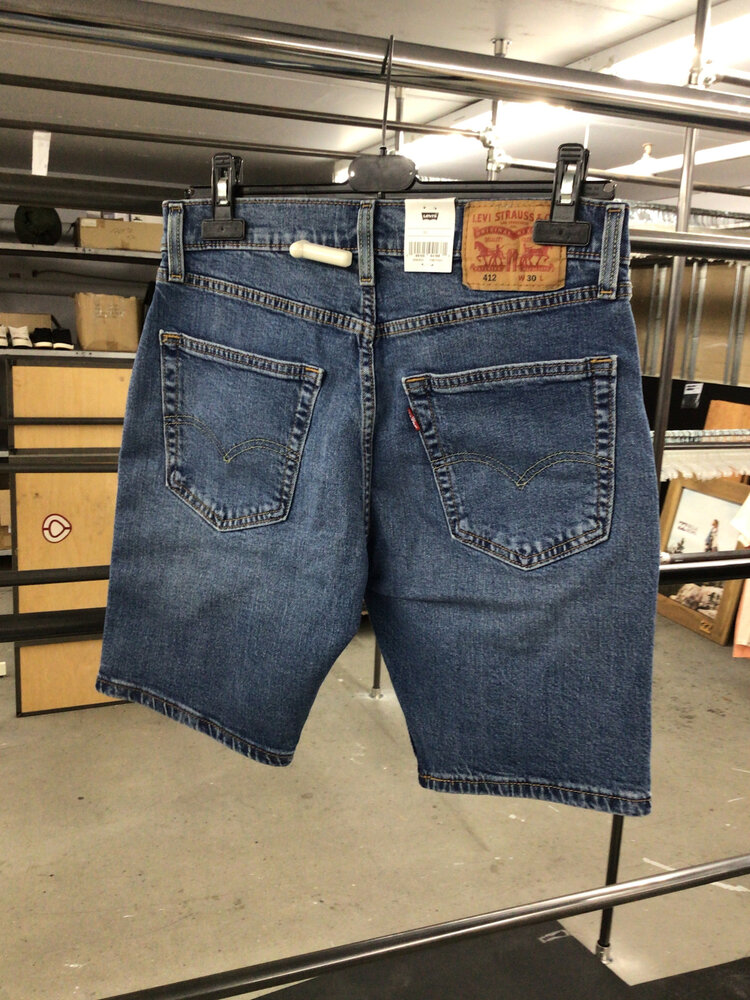 Levis MEN'S 412 SLIM SHORTS