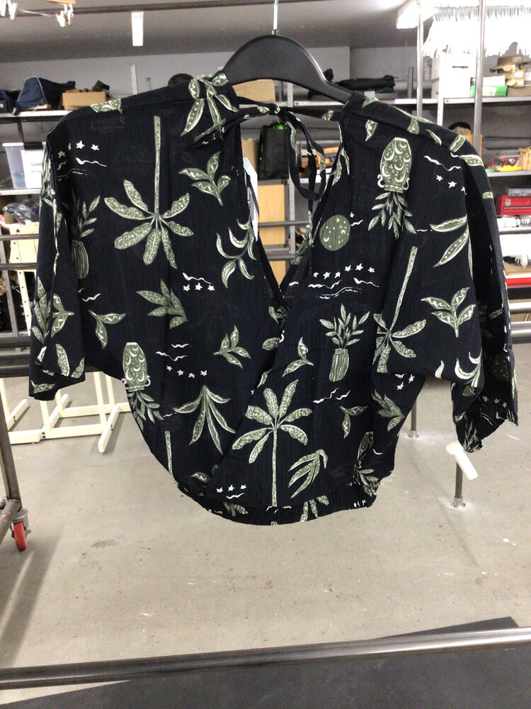 Everyday Sunday FEMMES CROSSOVER COVER-UP BLOUSE