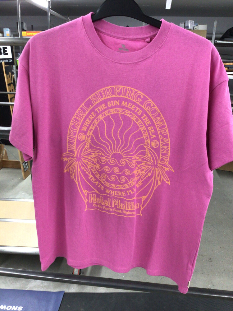 RIP CURL FEMMES HOTEL MALIBU HERITAGE TEE