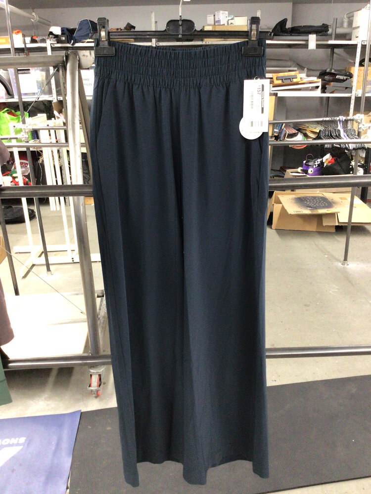 Vuori WOMEN'S VILLA WIDELEG PANT