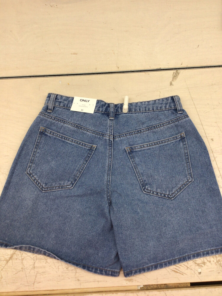 Only WOMEN'S PHINE DENIM SHORTS