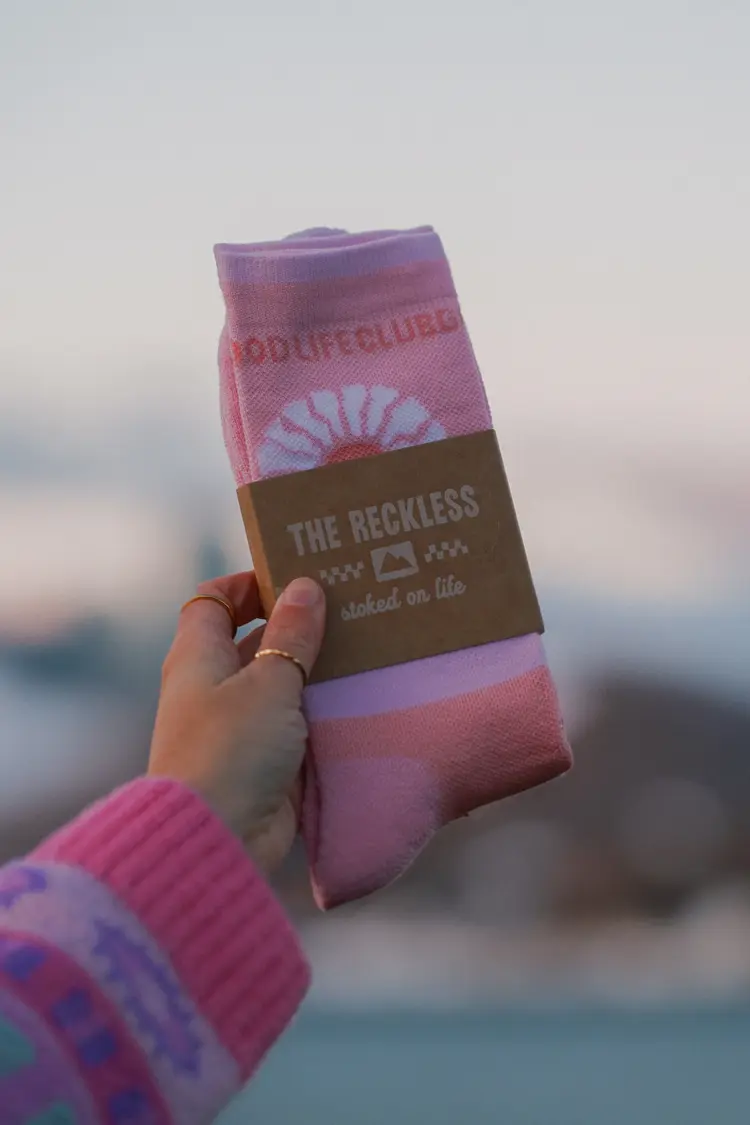Notice the reckless WOMEN'S HORIZON MERINO WARM SOCKS