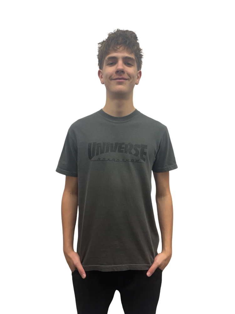 Universe Boardshop T-SHIRT THRASHED UNIVERSE
