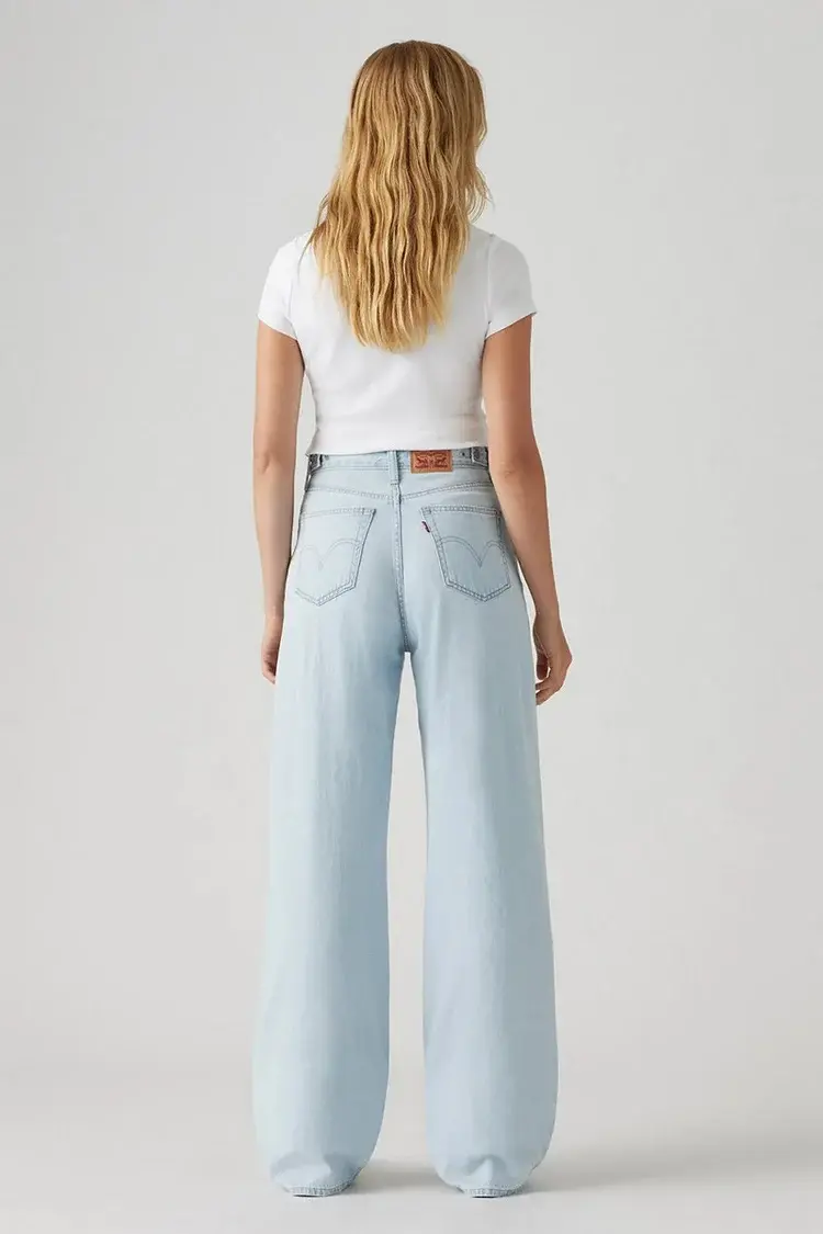 Levis FEMMES CINCH BAGGY 31 LIGHTWEIGHT JEANS
